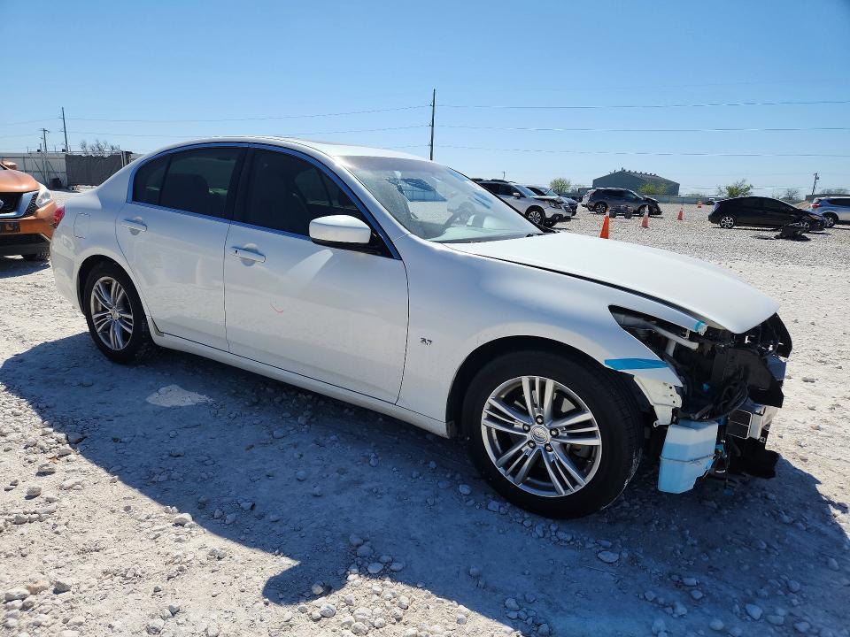 2015 Infiniti Q40 Base