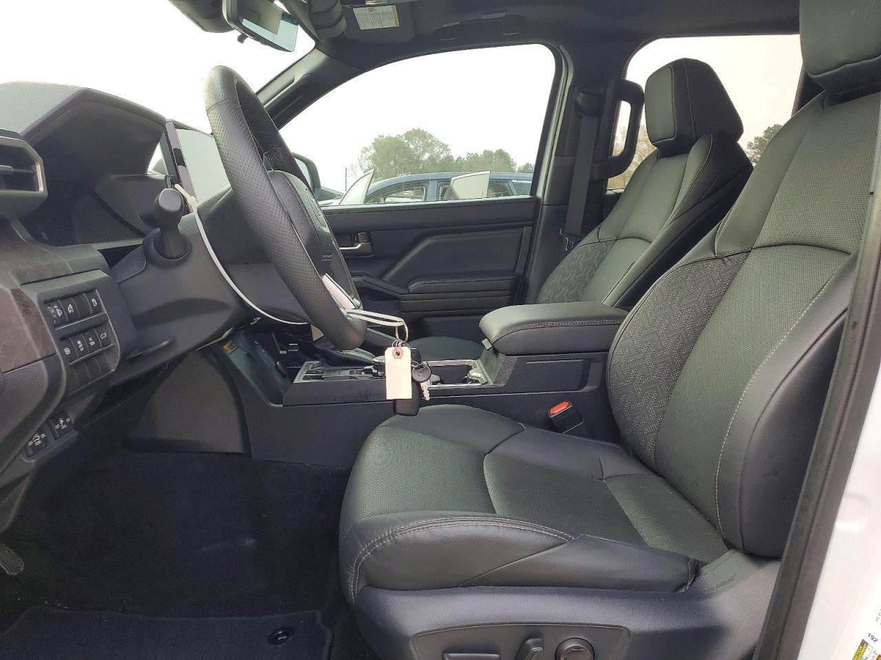 2024 Toyota Tacoma Limited HV