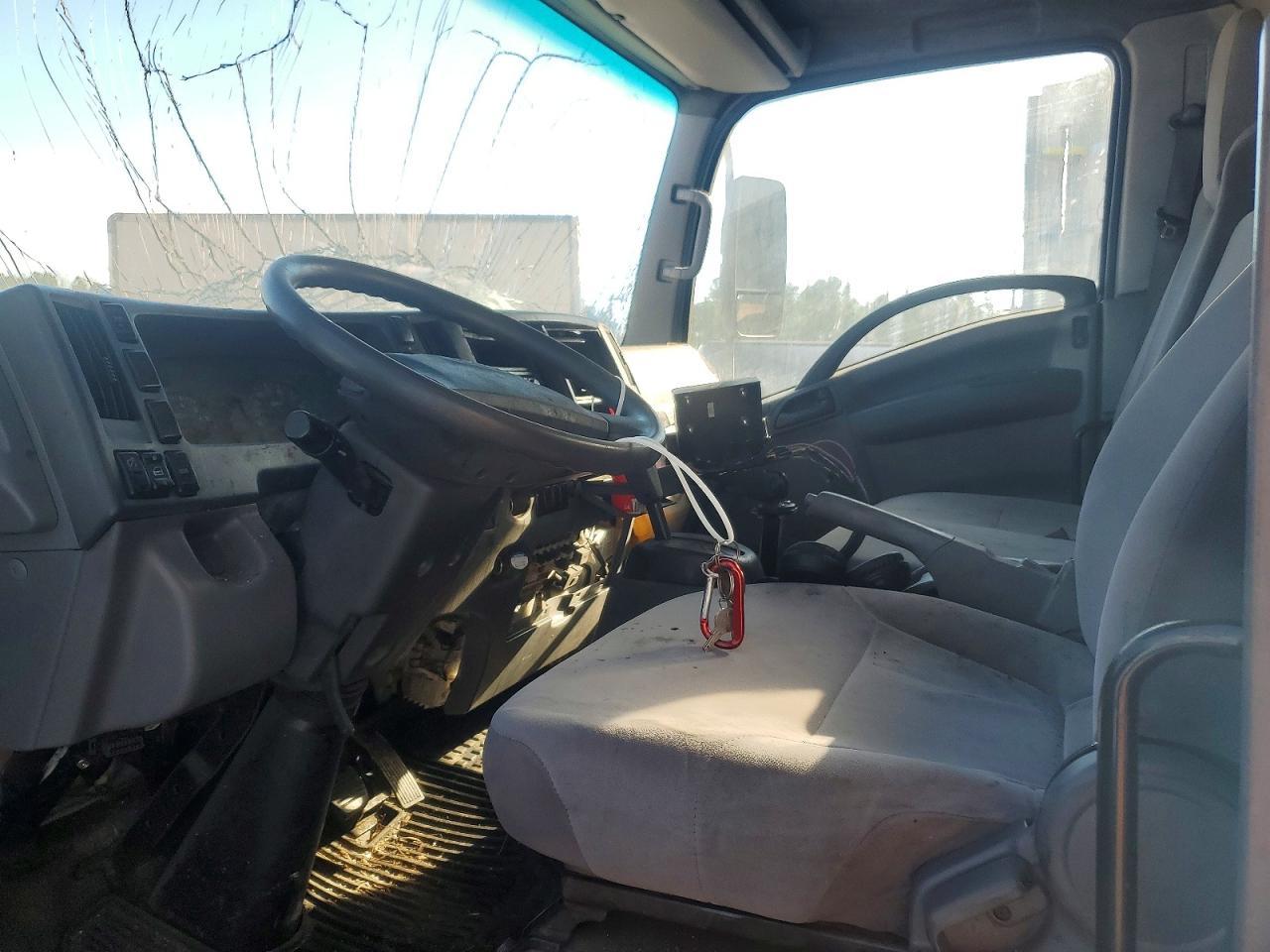 2022 Isuzu NPR Sweeper Truck