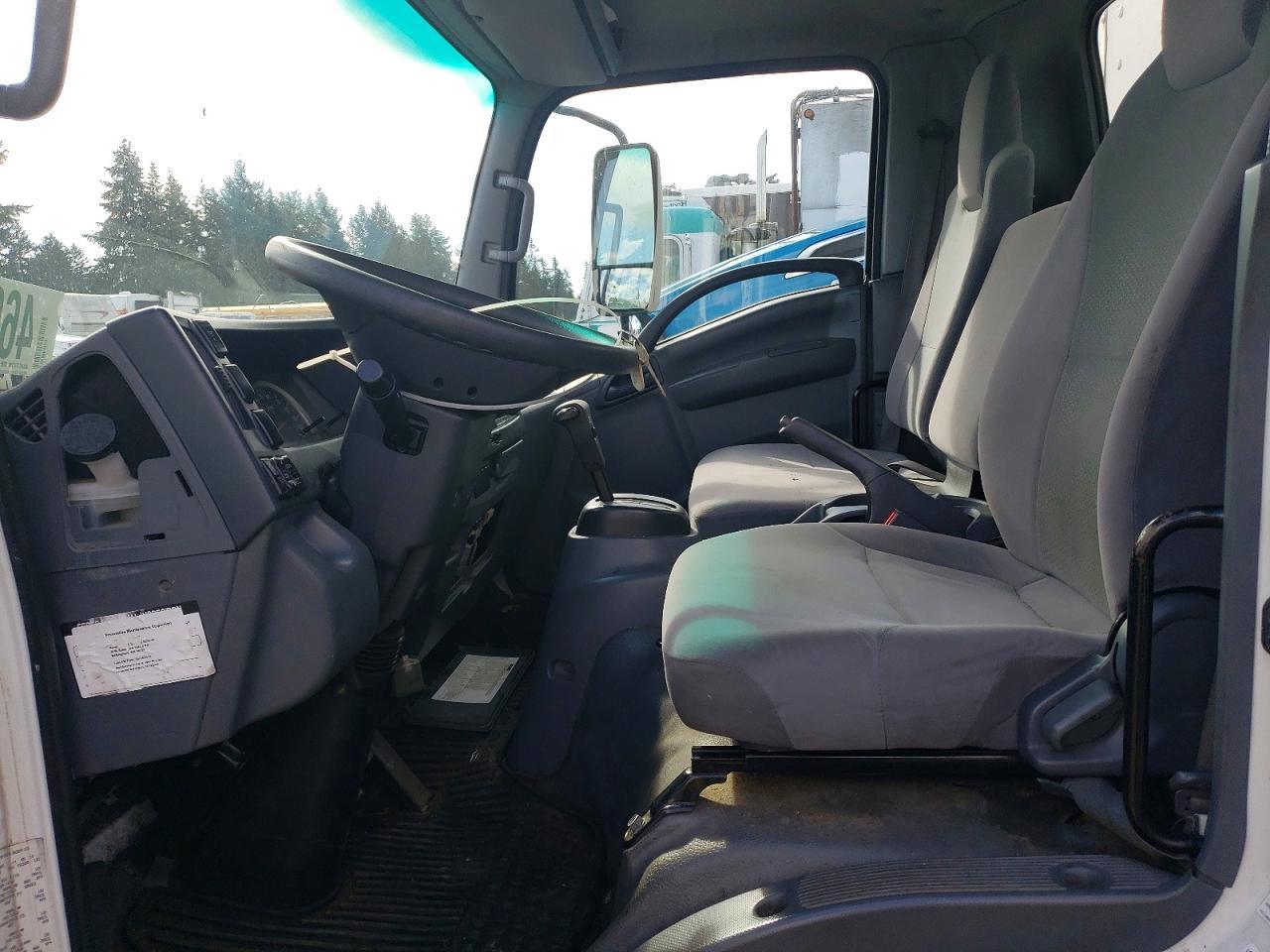 2016 Isuzu NRR