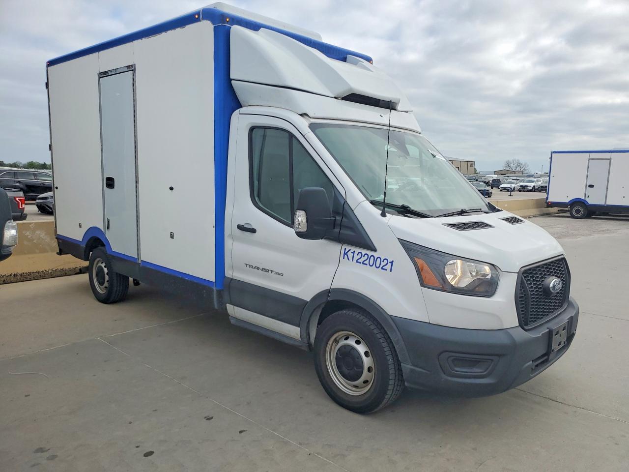2021 Ford Transit Delivery Truck