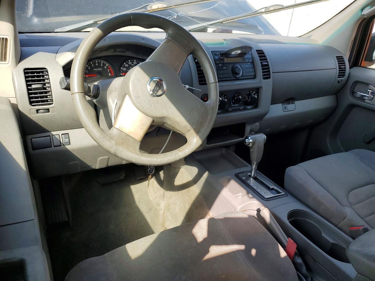2009 Nissan Frontier XE