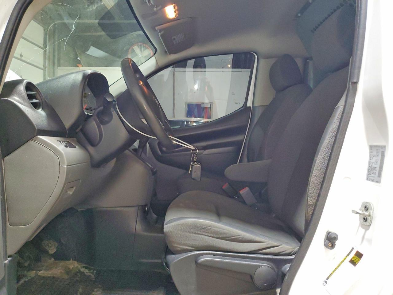 2018 Nissan NV200 S