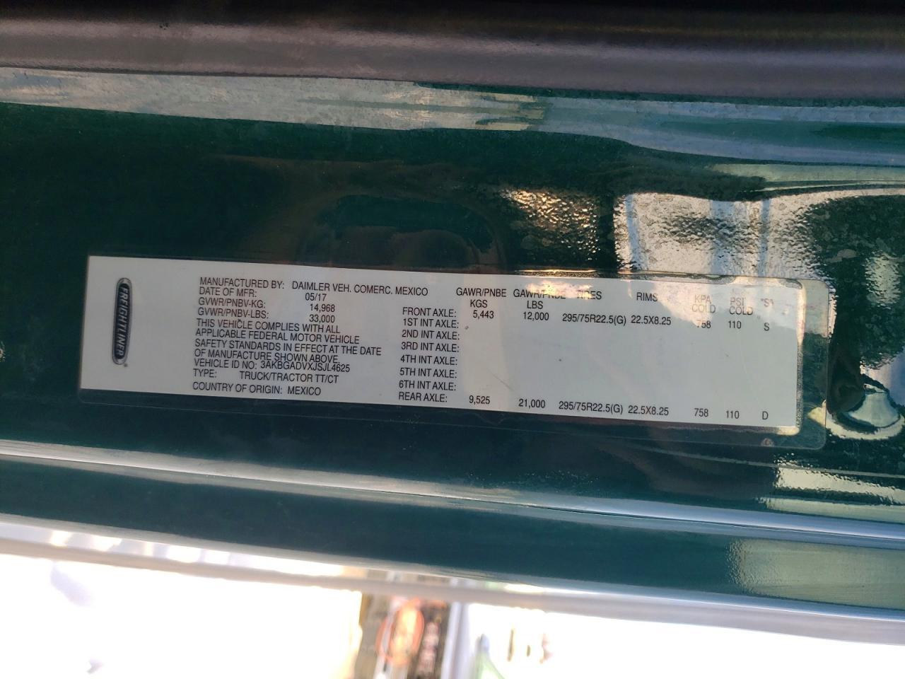 2018 Freightliner Cascadia 113