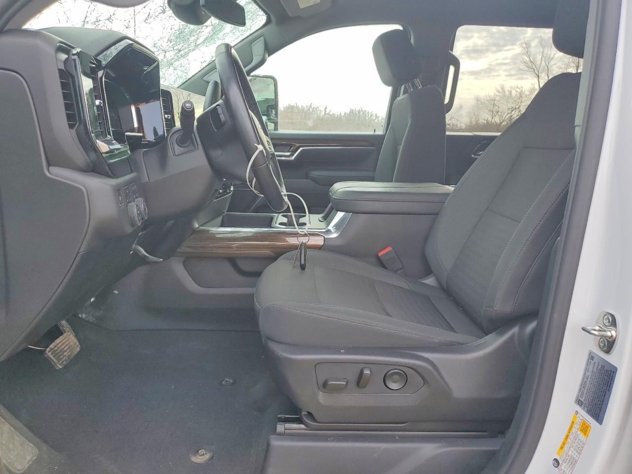 2025 Chevrolet Silverado K2500 Heavy Duty LT