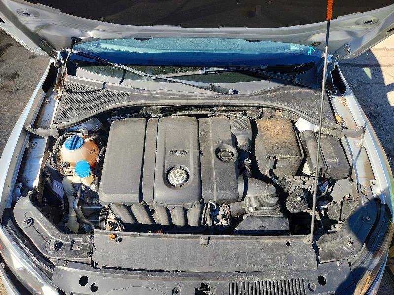 2012 Volkswagen Passat se