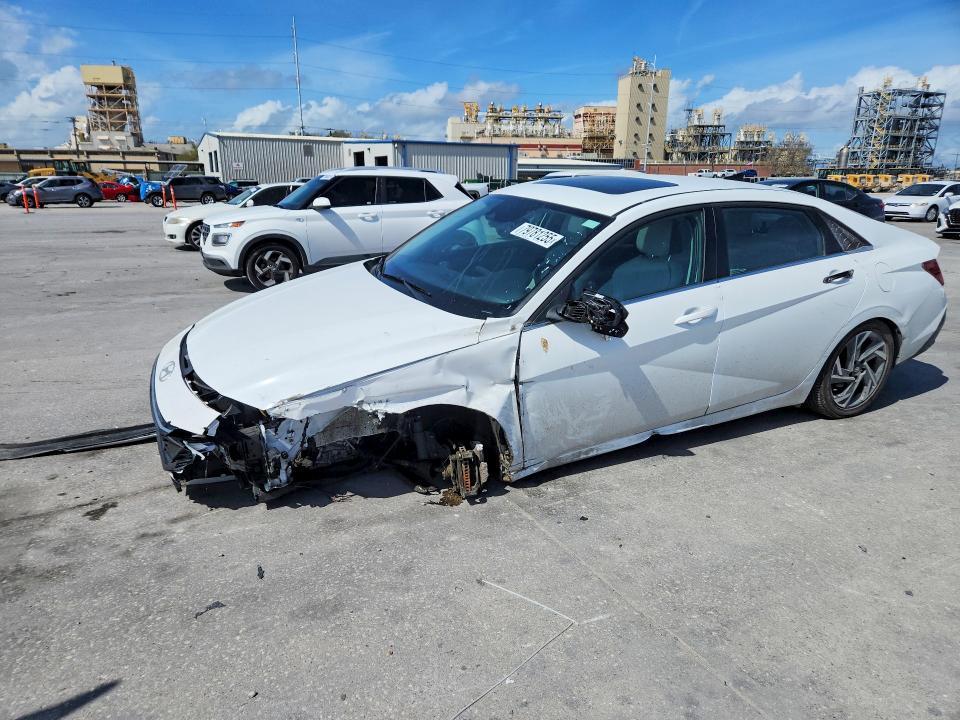 2025 Hyundai Elantra Limited