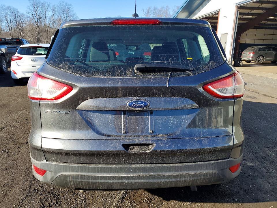 2016 Ford Escape s