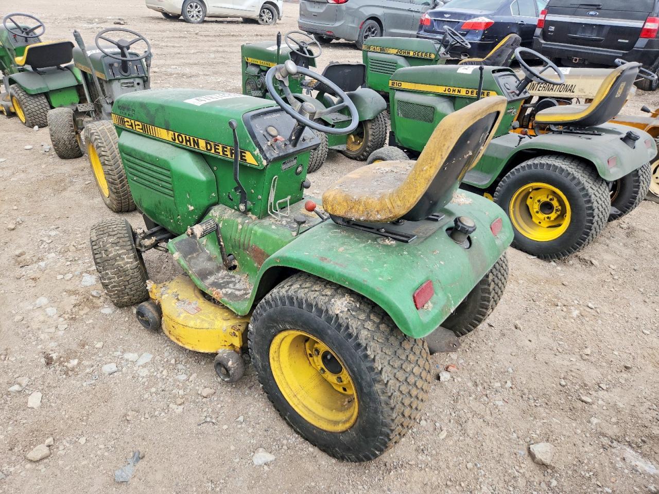 1972 John Deere 212 Lawn Mower
