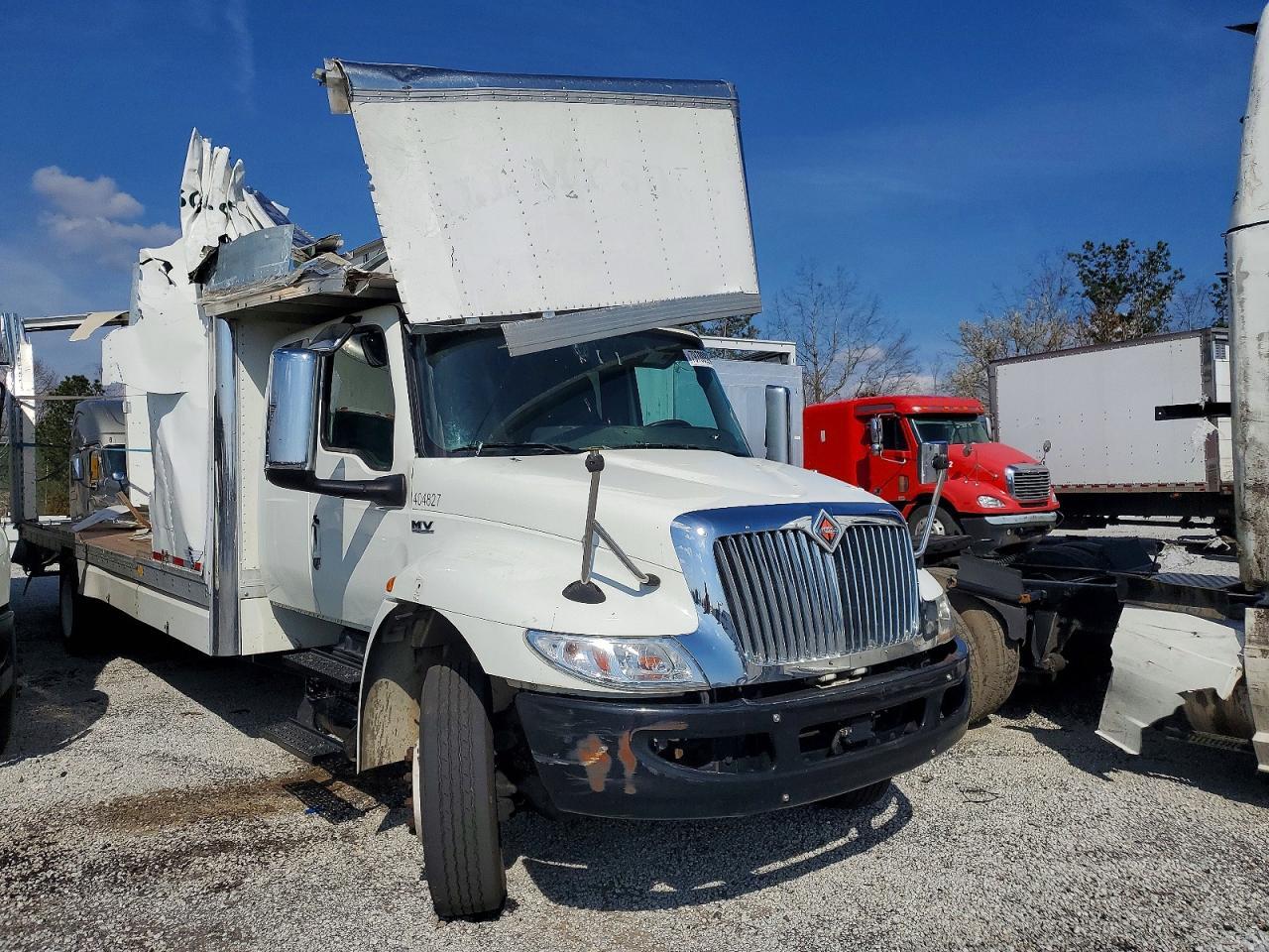 2022 International MV607 BOX Truck