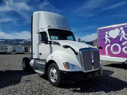 Salvage trucks for sale at Reno, NV auction: 2016 Kenworth T680 Semi Truck