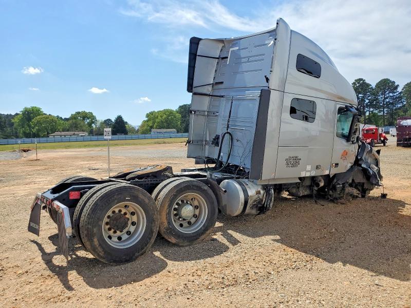 2023 Volv O VNL Semi Truck