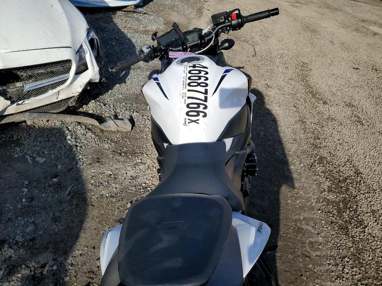 2019 Suzuki GSX-S750 M