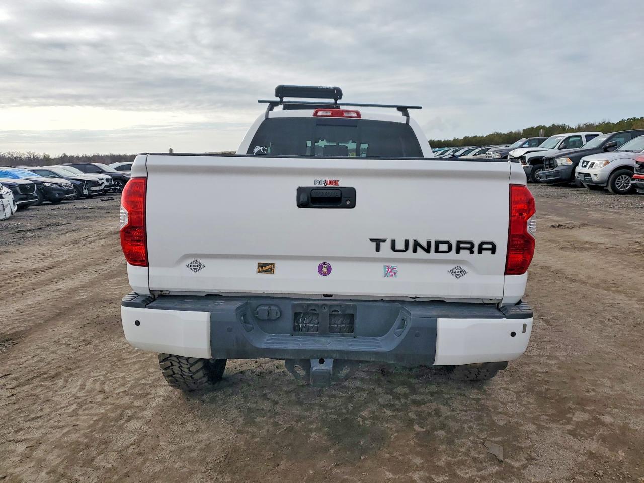 2017 Toyota Tundra SR5