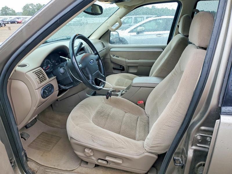 2004 Ford Explorer xlt