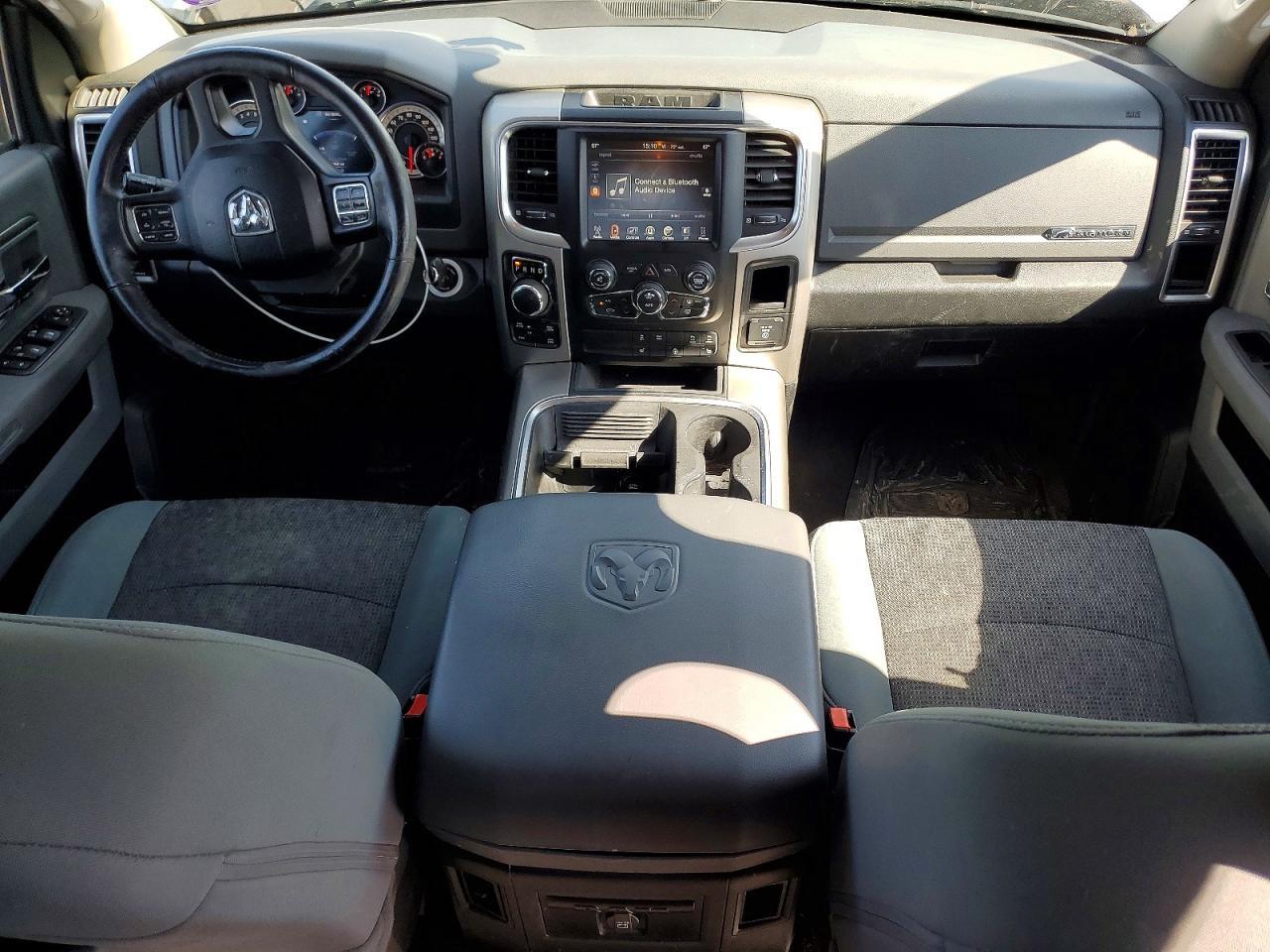2017 Dodge RAM 1500 SLT