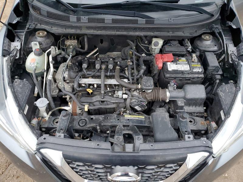 2019 Nissan Kicks sv