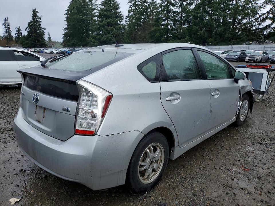 2011 Toyota Prius Three