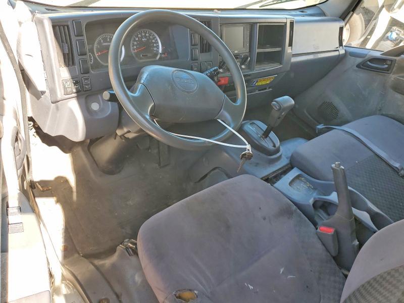 2012 Isuzu Npr hd box Truck