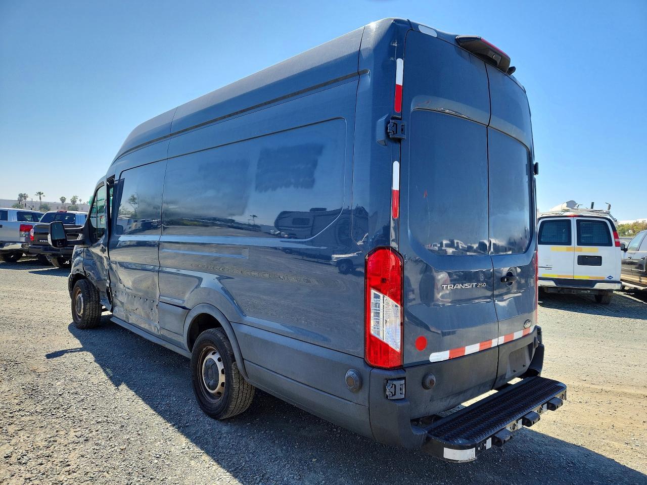 2021 Ford Transit T-250