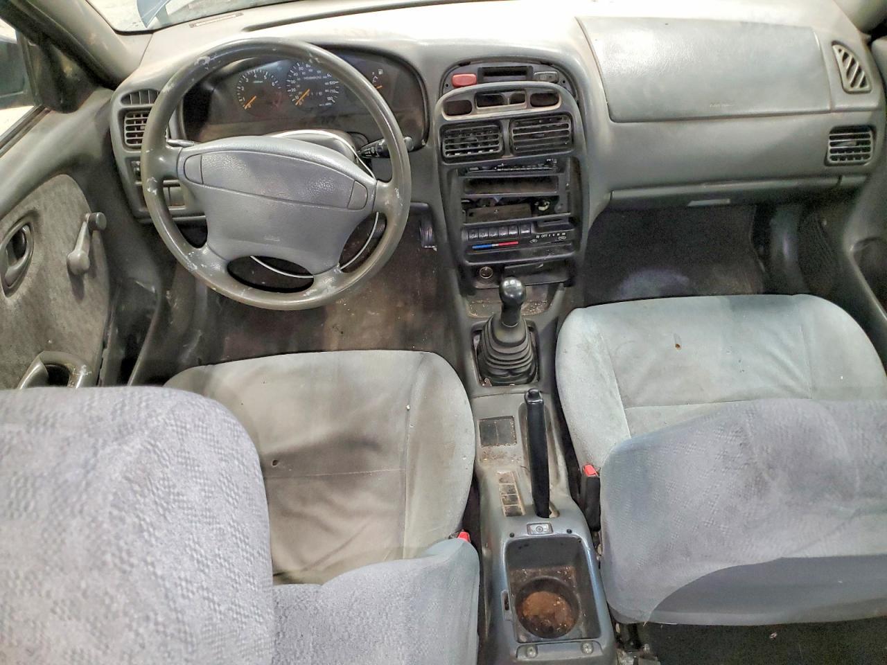 2002 Suzuki Esteem gl