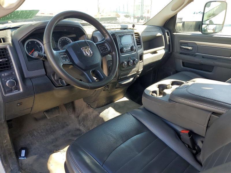 2015 Dodge RAM 5500 Flatbed Truck