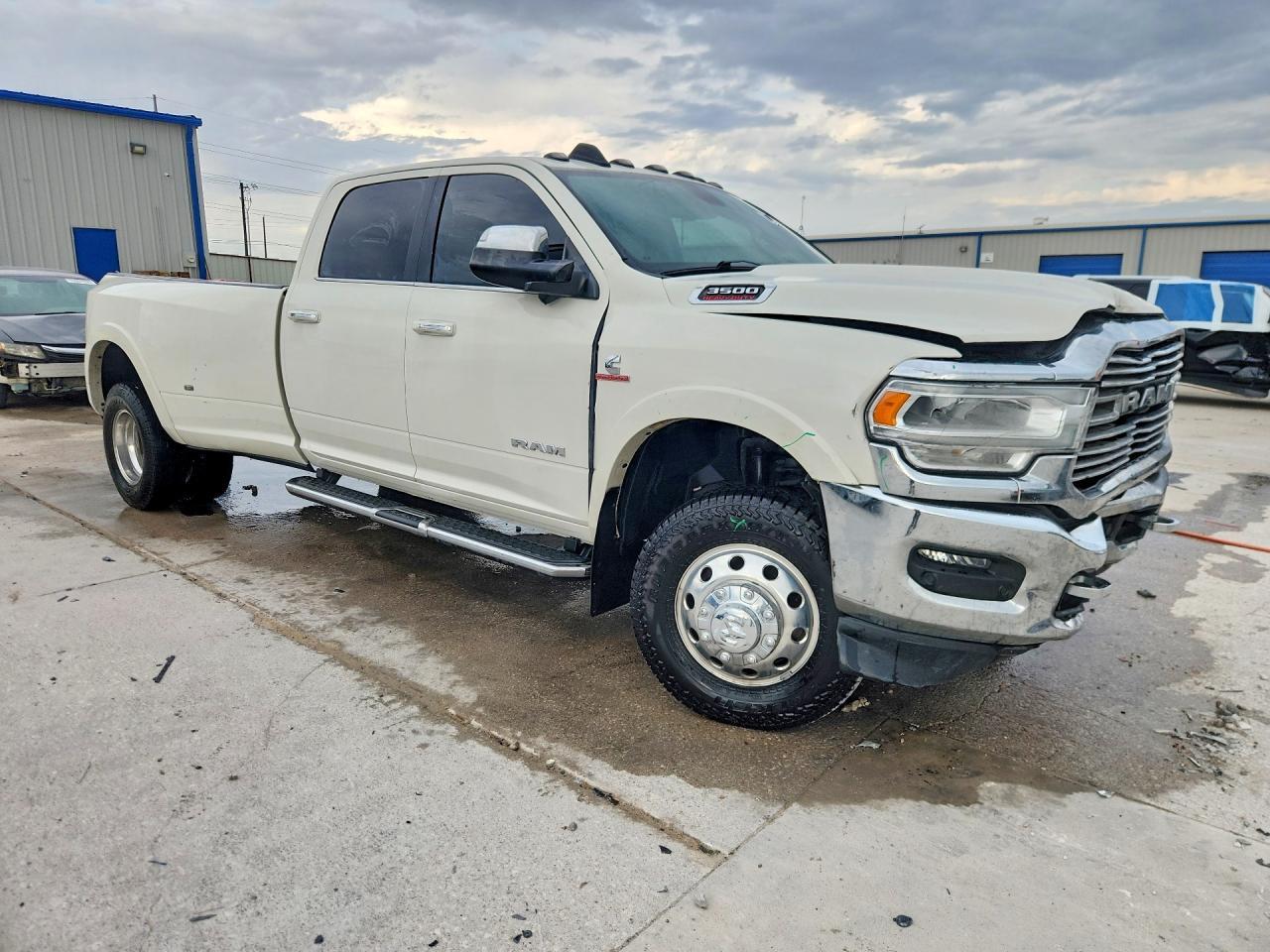2022 Dodge 3500 Laramie