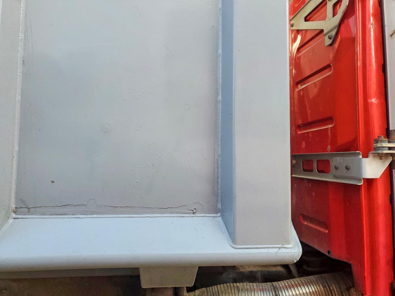 2004 Volvo VHD Dump Truck