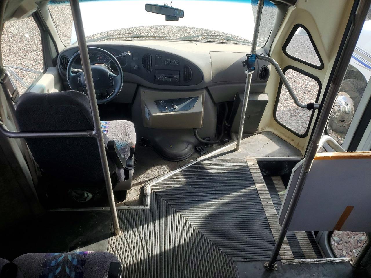 1997 Ford E450 Shuttle Bus
