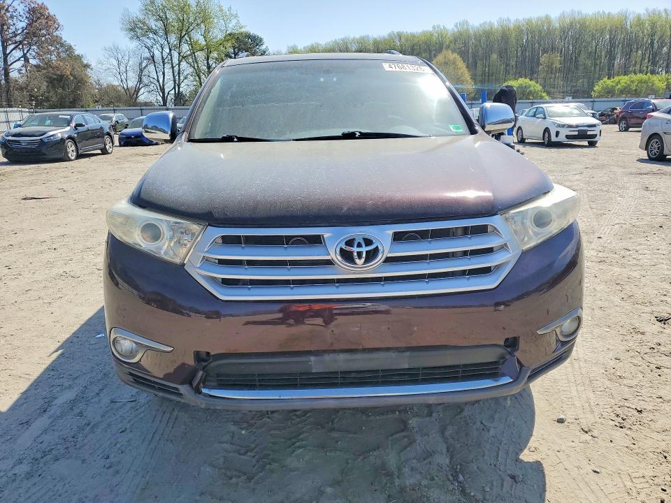 2012 Toyota Highlander se