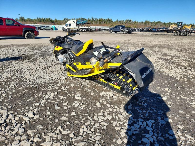 2024 Skidoo Mx z X-rs Models