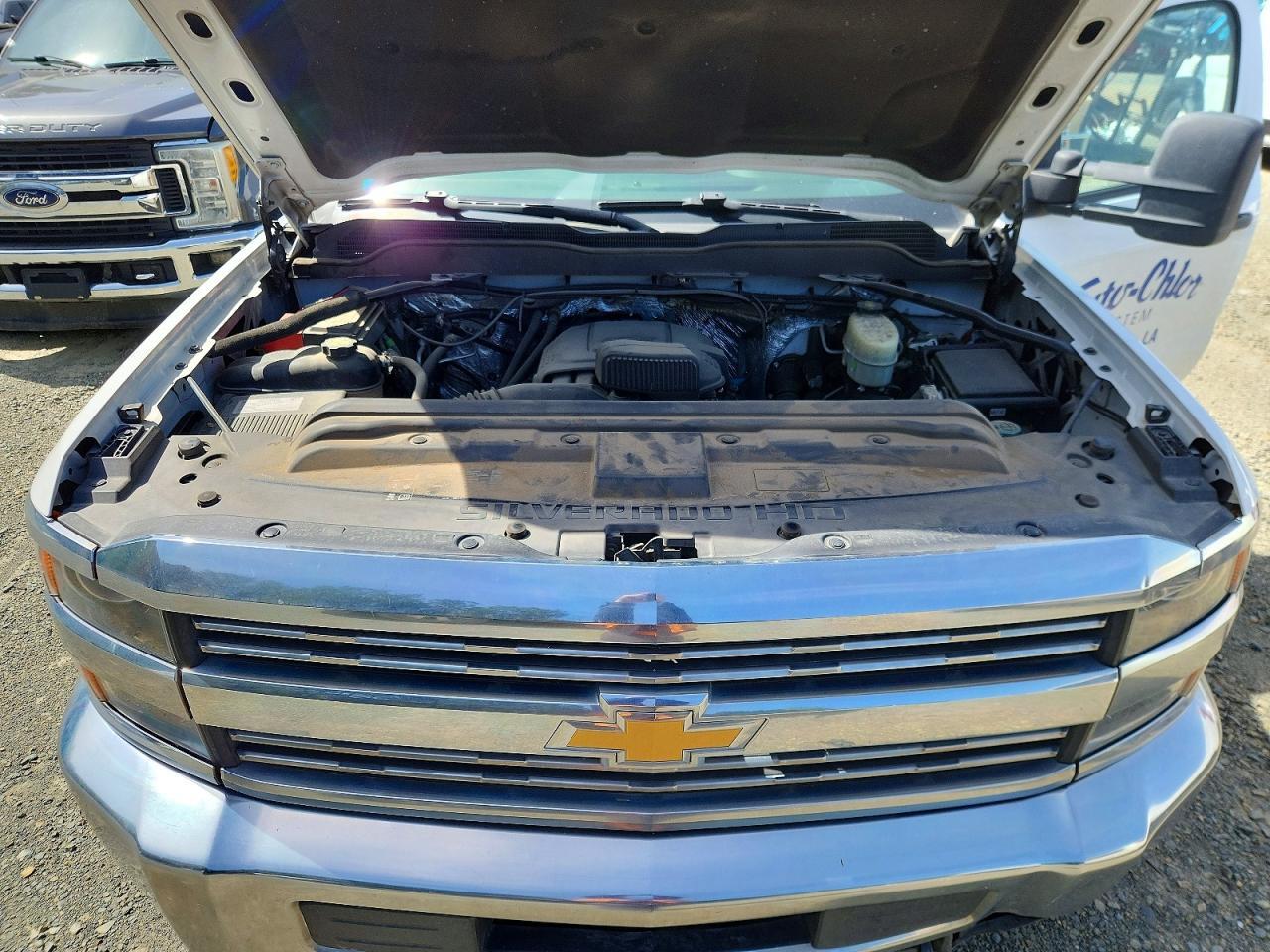 2016 Chevrolet Silverado Truck Cab AND Chassis