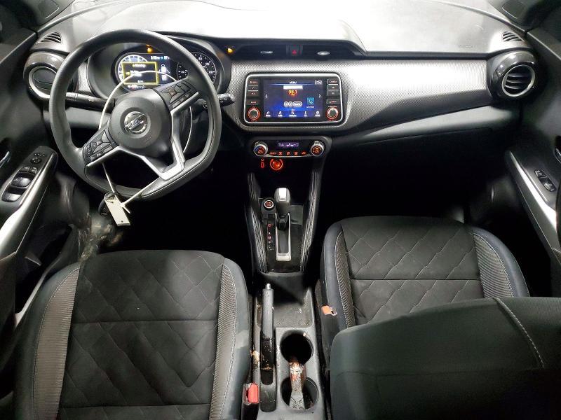 2019 Nissan Kicks sv