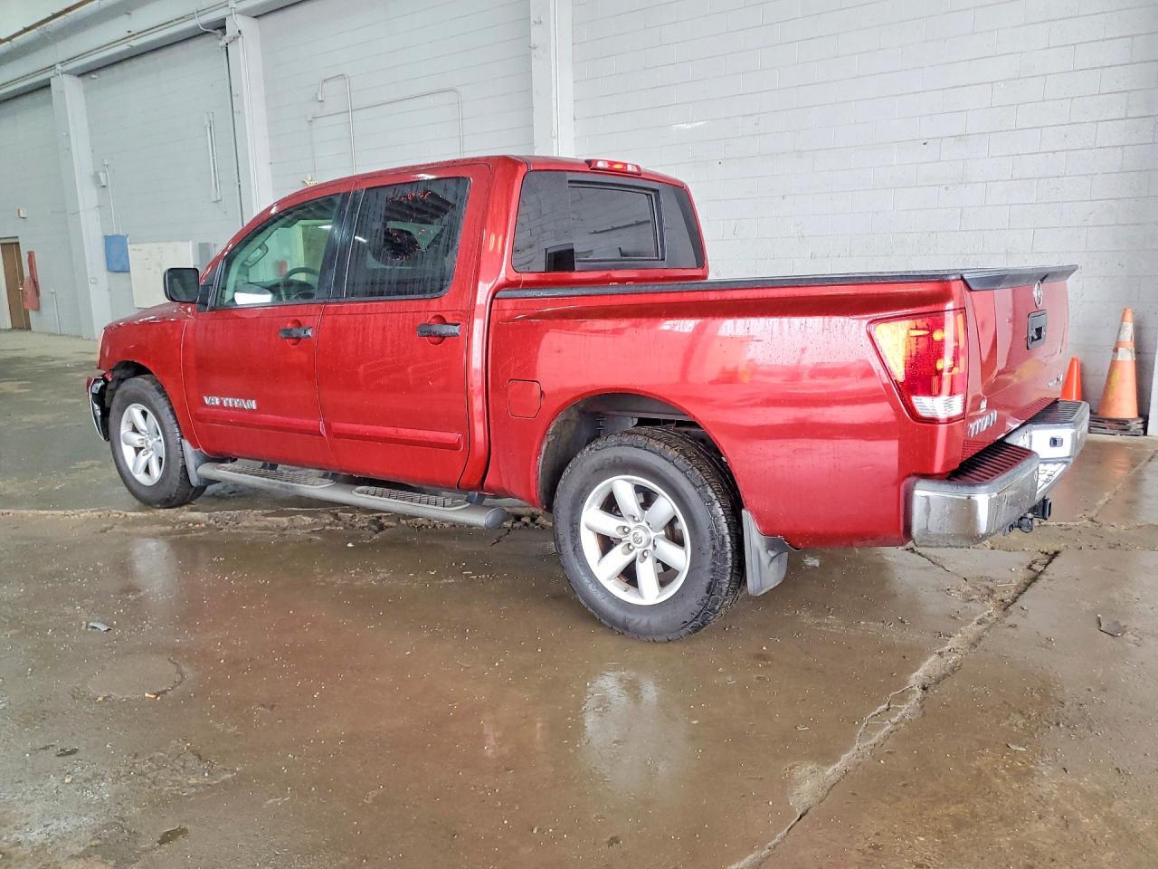 2014 Nissan Titan SV
