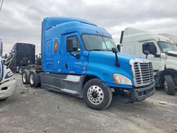 Salvage trucks for sale at Lebanon, TN auction: 2014 Freightliner Cascadia Semi Truck