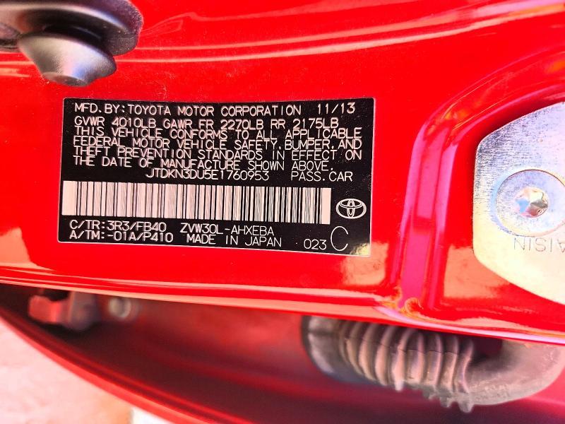 2014 Toyota Prius two