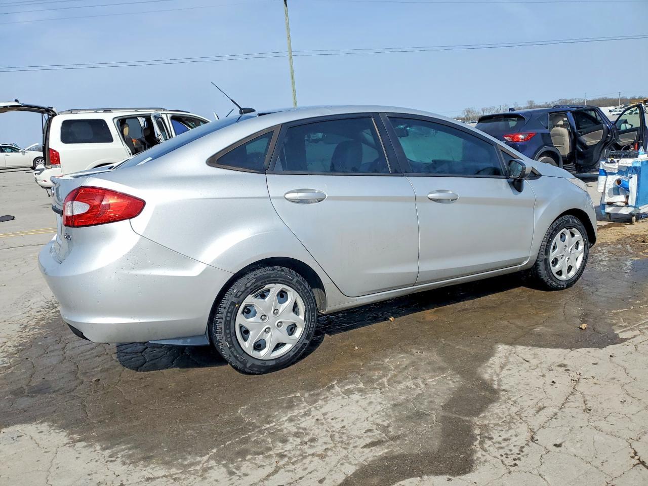 2013 Ford Fiesta s