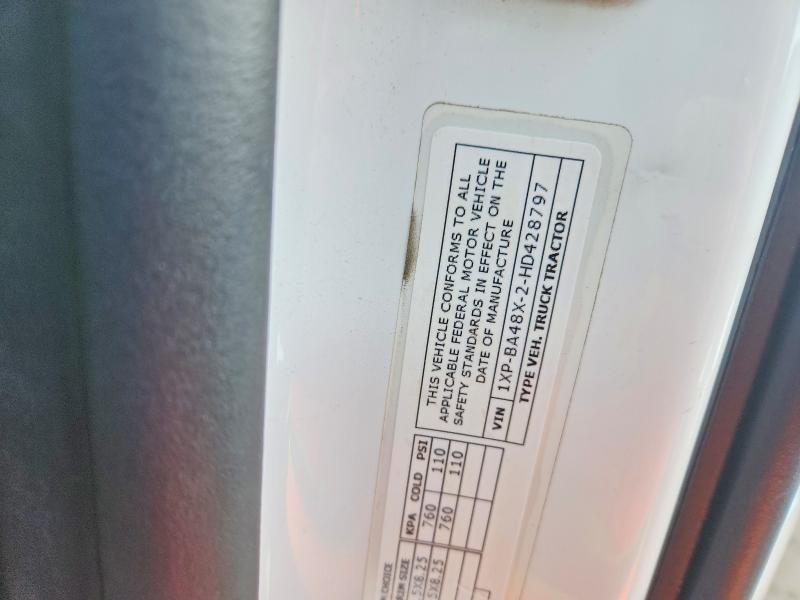 2017 Peterbilt 579 Semi Truck