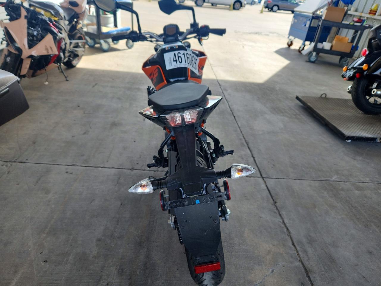 2022 KTM 200 Duke
