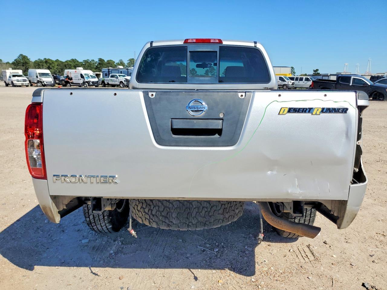 2014 Nissan Frontier Desert Runner