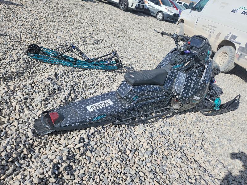 2024 Polaris Patriot Boost RMK SL