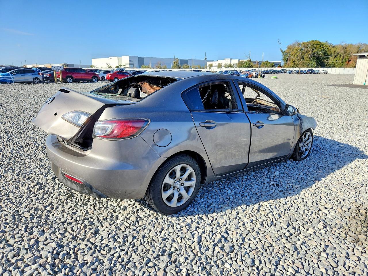 2011 Mazda 3 I