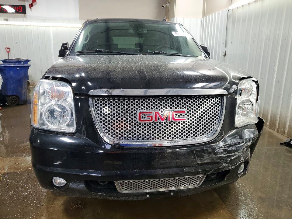 2009 GMC Yukon Denali