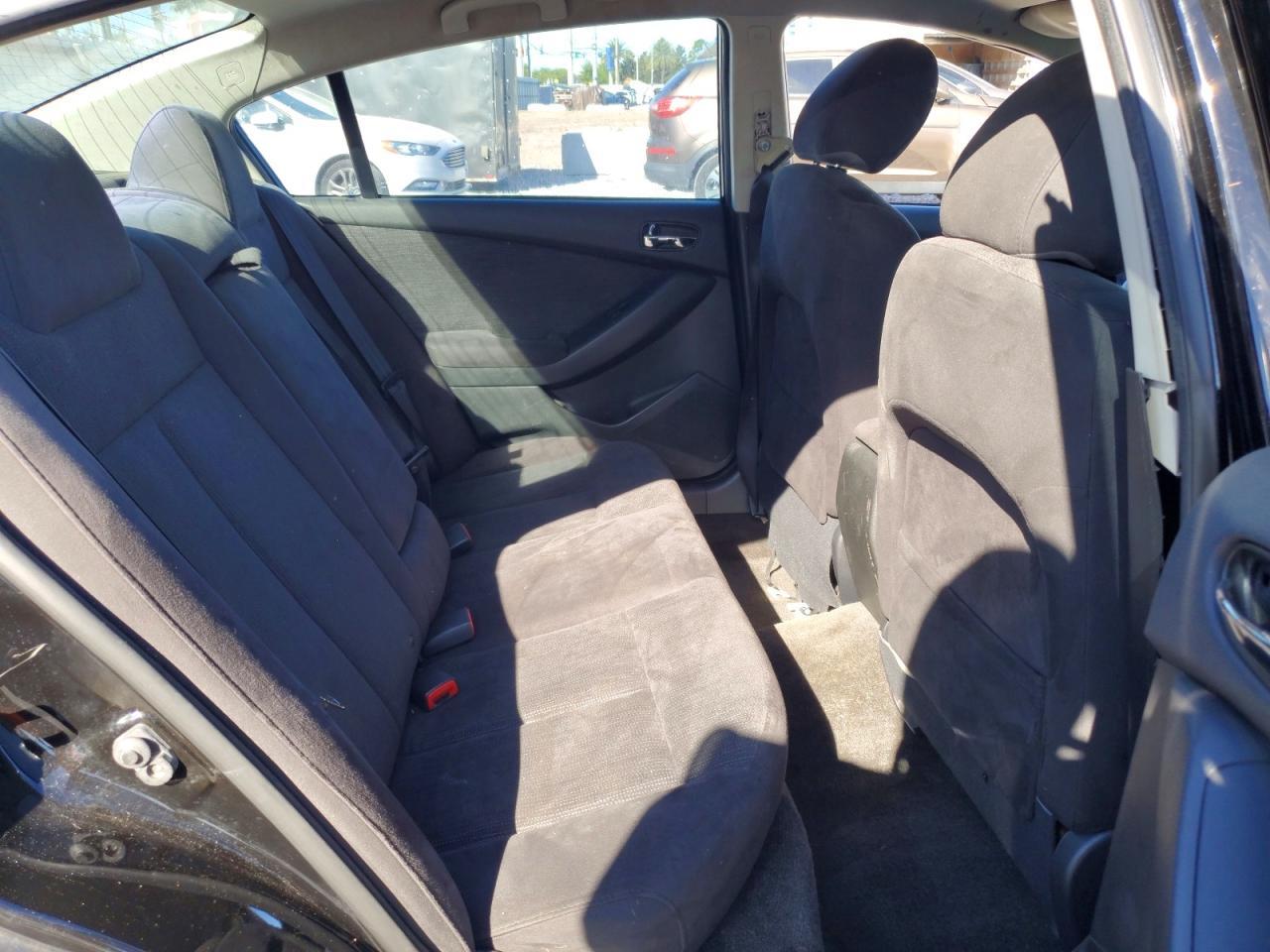 2011 Niss Altima 2.5