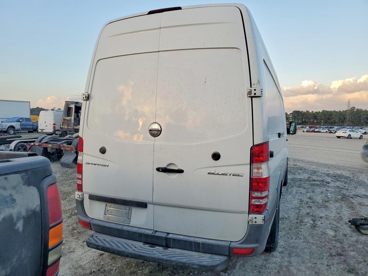 2015 Freightliner Sprinter 2500 Delivery Van