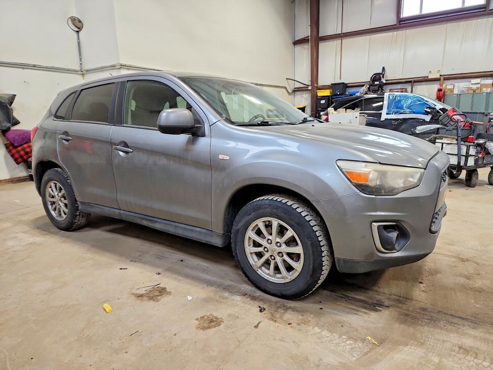 2013 Mitsubishi RVR