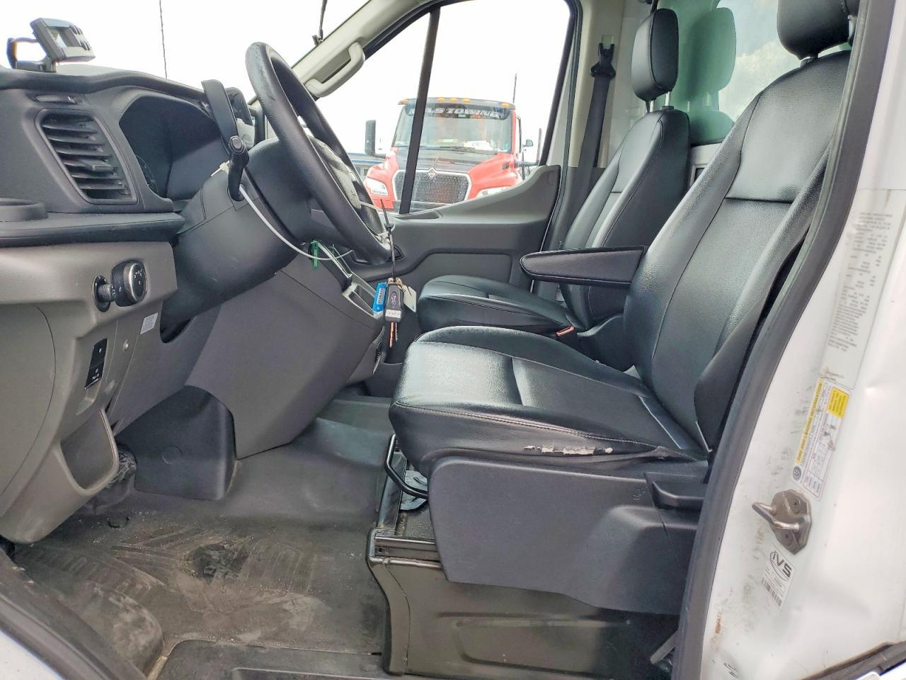 2021 Ford Transit Delivery Truck