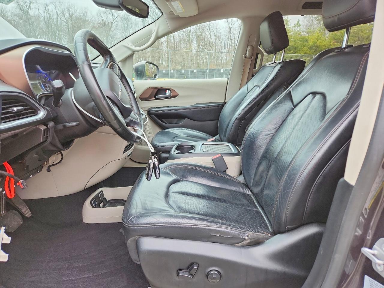 2017 Chrysler Pacifica Touring l Plus