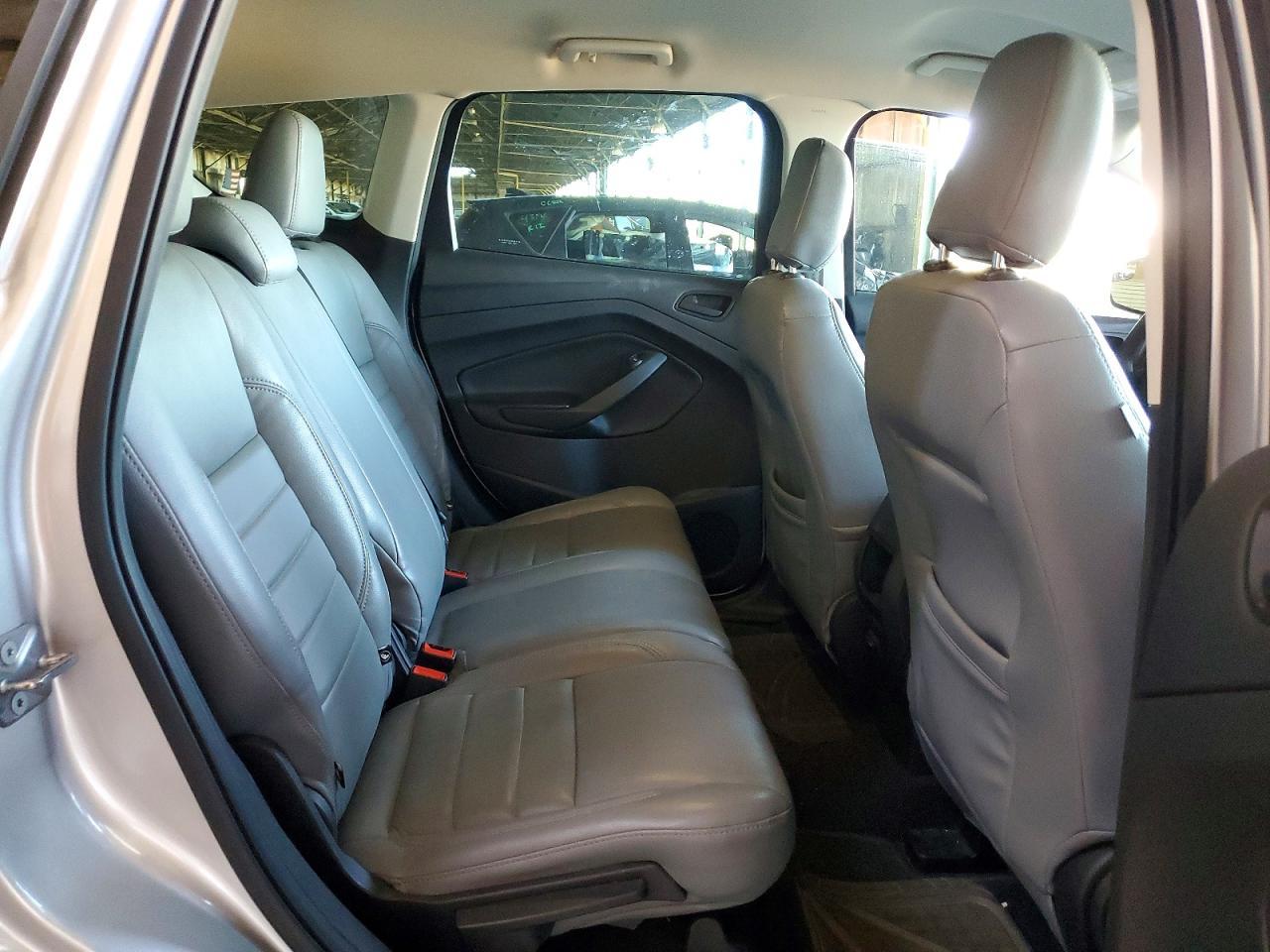 2018 Ford Escape s