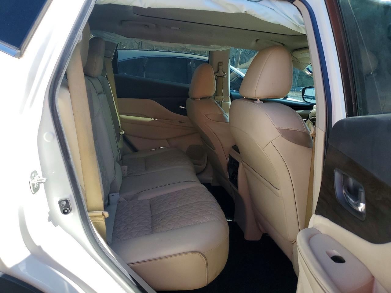 2019 Nissan Murano s